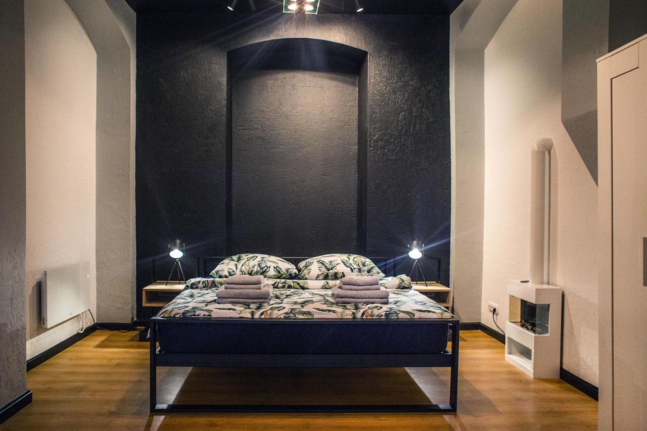 Rynek No 3 Apartment วาลบ์จิก ภายนอก รูปภาพ
